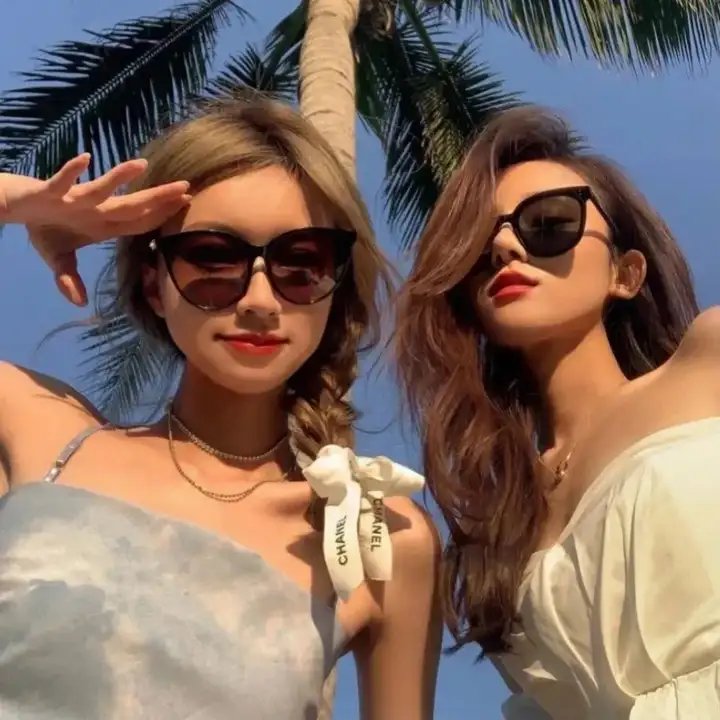 舞社里的酷女孩